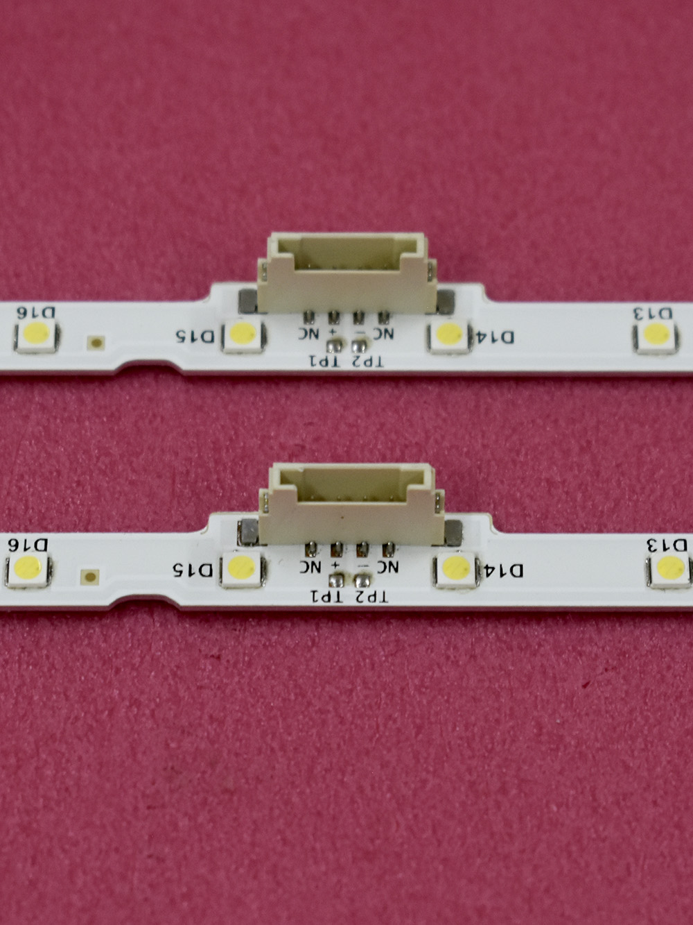 Комплект подсветки AOT 43 NU7100F 2X28 3030C Комплект подсветки AOT 43 NU7100F 2X28 3030C