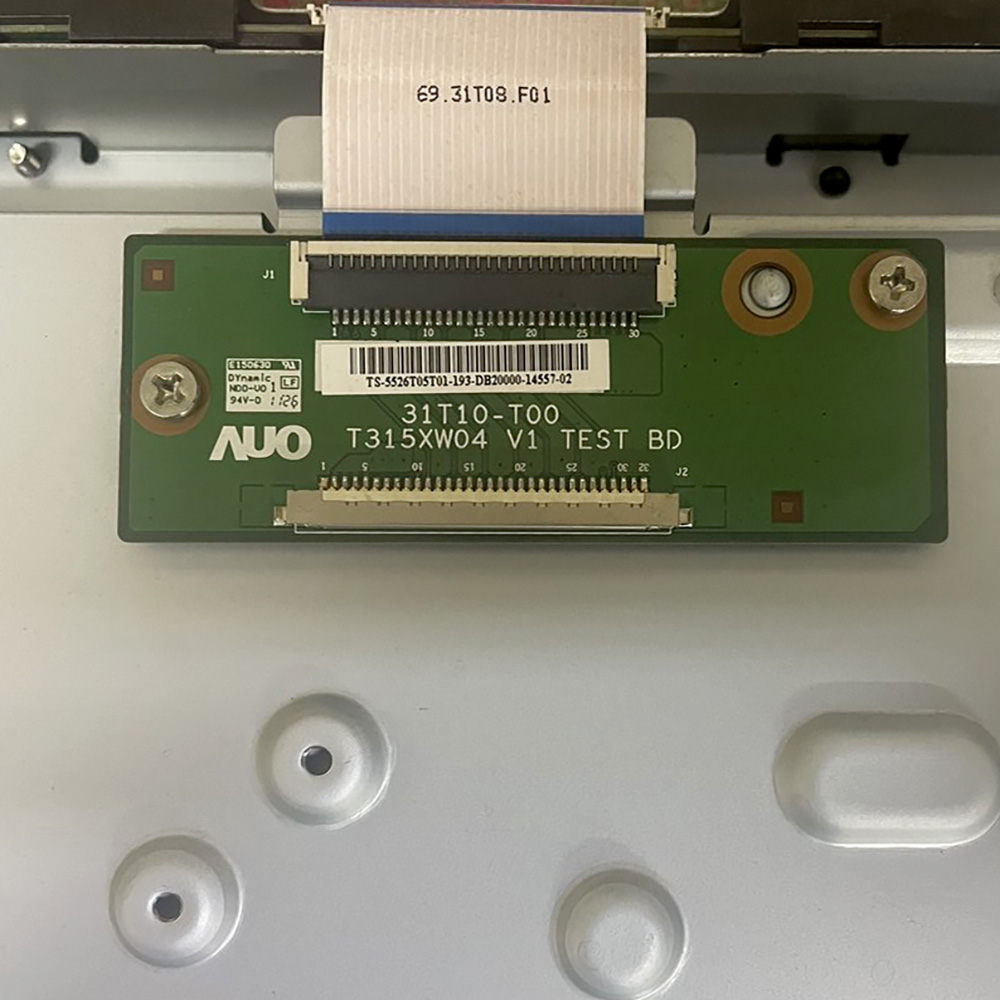 ������ � ����� T315XW03 V.F