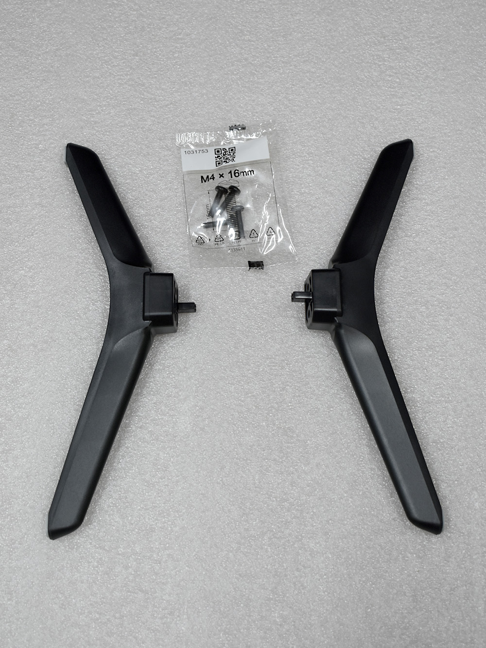 ����� Hisense 43E7NQ