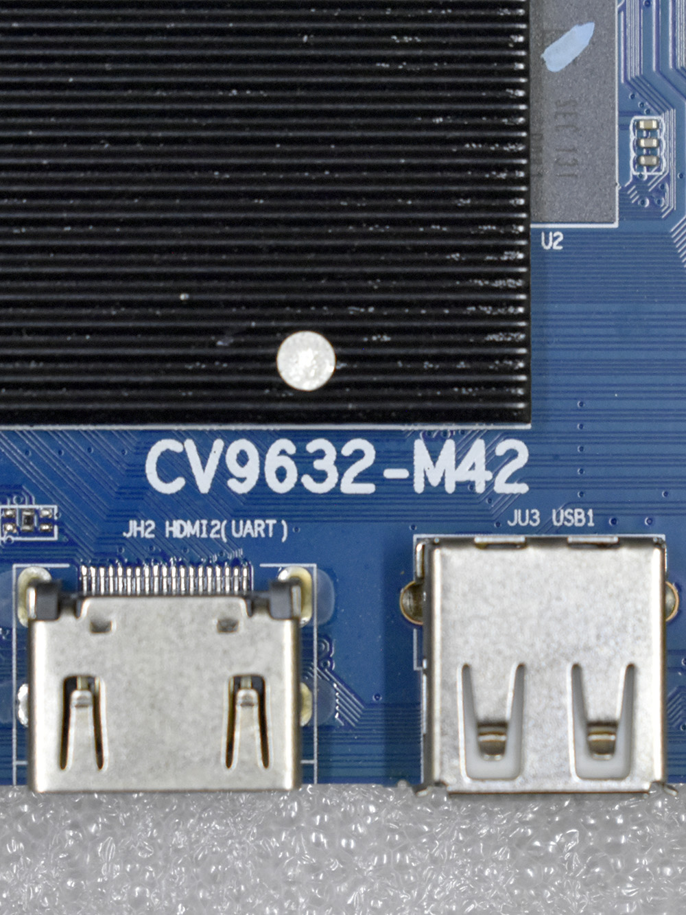 ������� ����� CV9632-M42, DEXP U43G9000CG