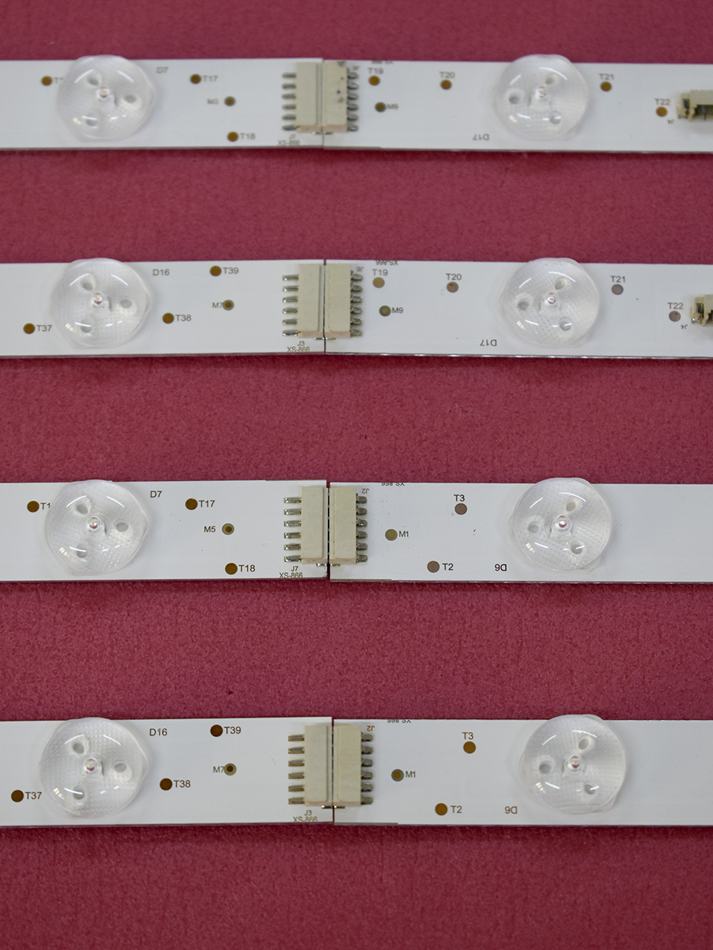 Комплект подсветки LED39D11-ZC14 Комплект подсветки LED39D11-ZC14