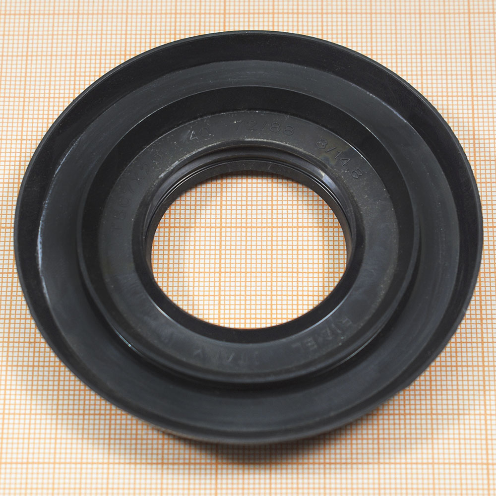 Сальник 40x72/88x8/14.8