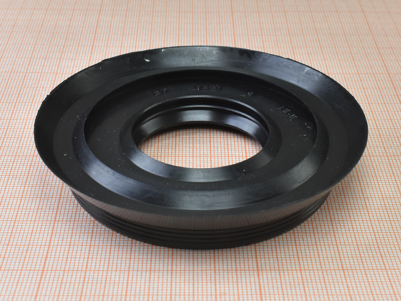 Сальник 37x72.1x9/15.5, SKL Сальник 37x72.1x9/15.5, SKL