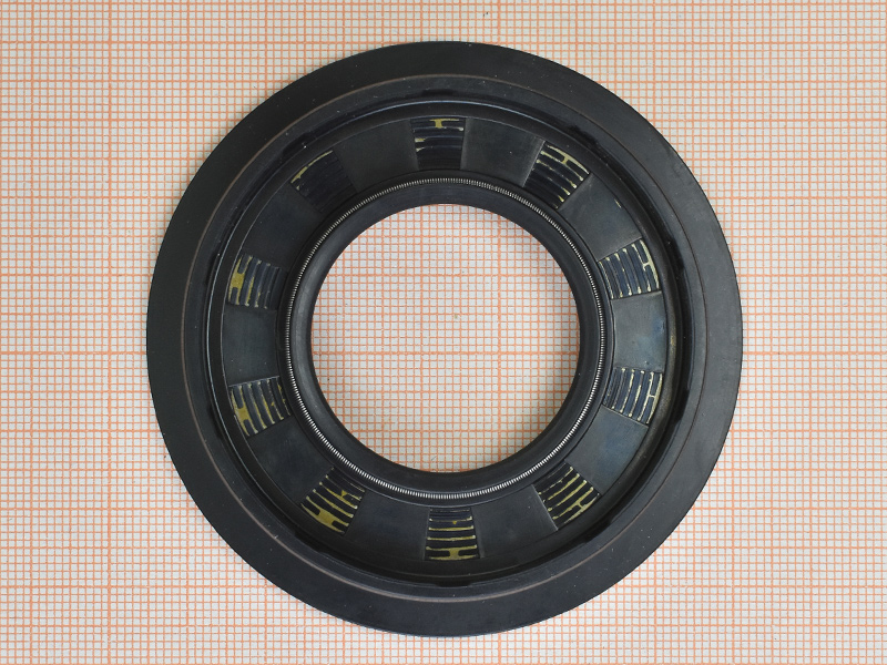 Сальник 35x65/76x13 Сальник 35x65/76x13