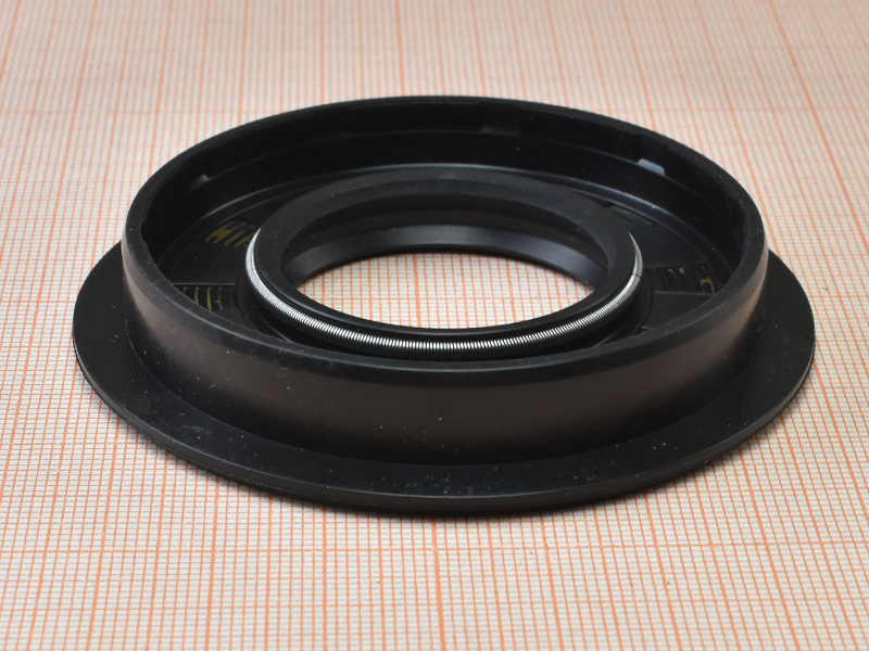 Сальник 35x65/76x13 Сальник 35x65/76x13