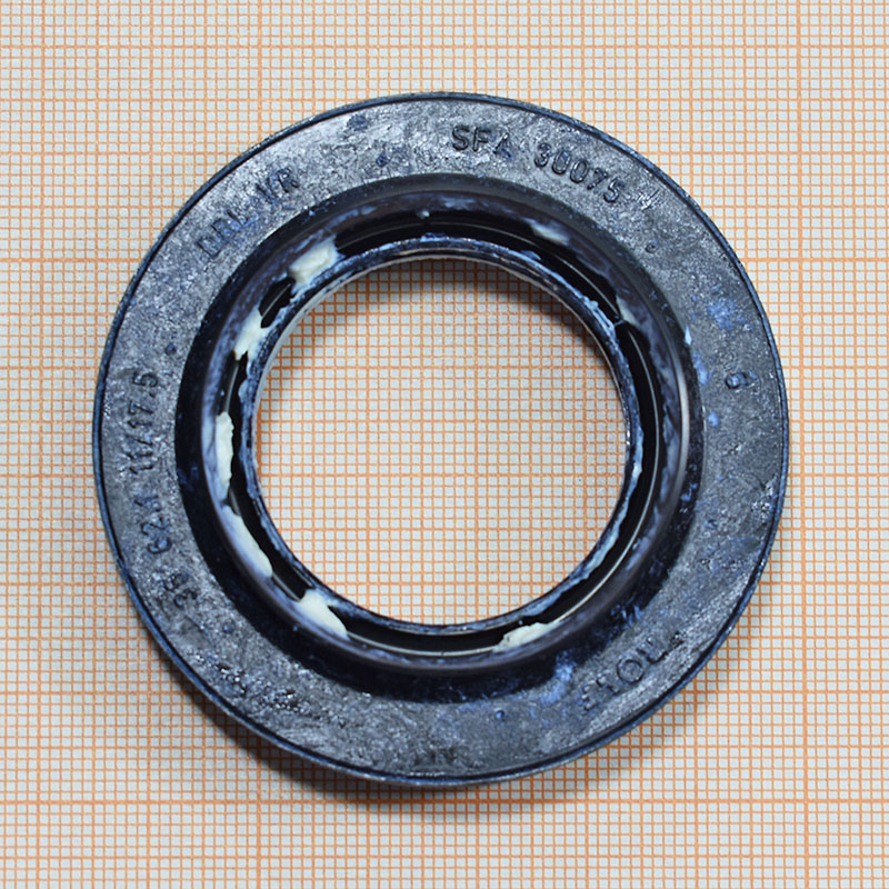 ������� 35x62.1x11/17.5, �� �������