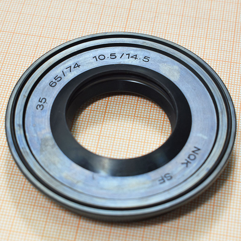 Сальник 35x65/74x10.5/14.5, NQK SF Сальник 35x65/74x10.5/14.5, NQK SF