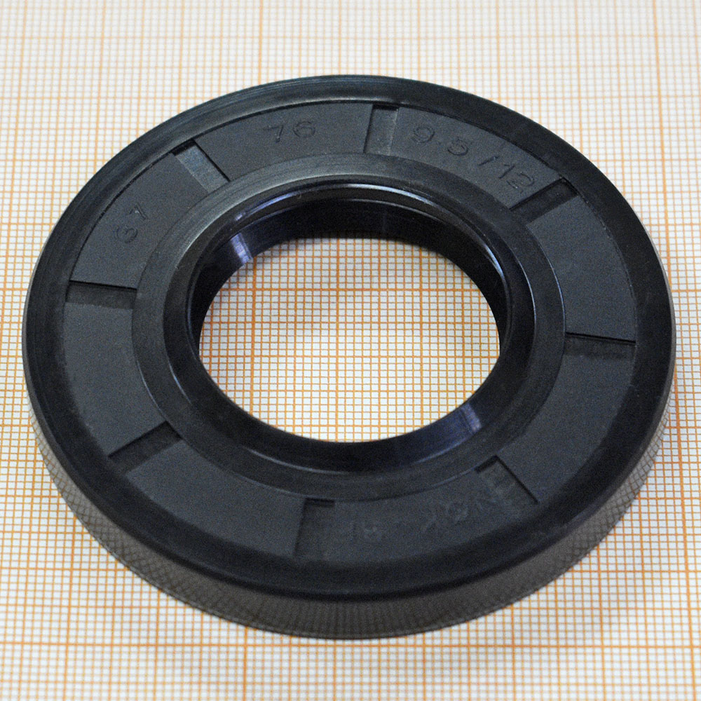 Сальник 37x76x9.5/12, NQK-SF Сальник 37x76x9.5/12, NQK-SF