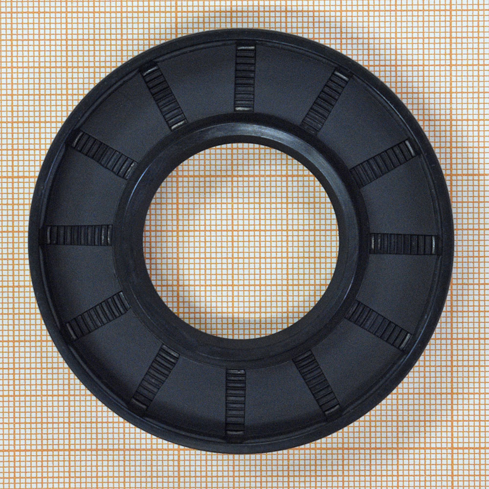 Сальник 37x76x9.5/12, NQK-SF Сальник 37x76x9.5/12, NQK-SF