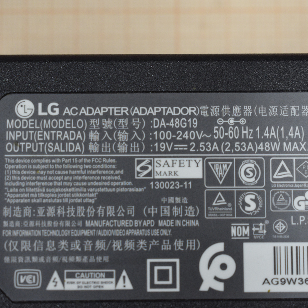   LG DA-48G19, 19V, 2.53A