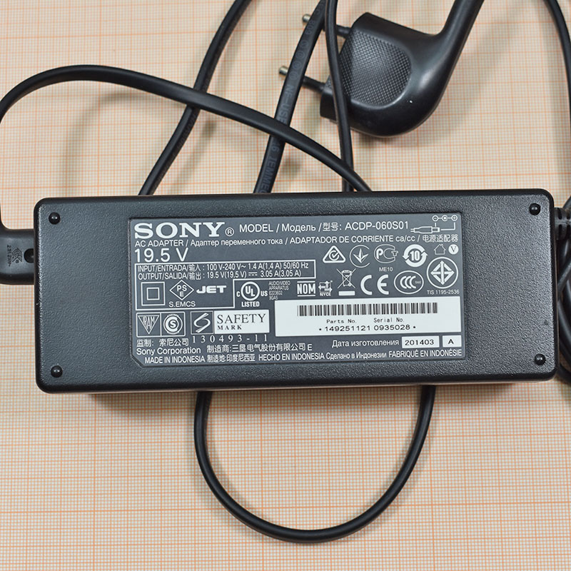   19.5V, 3.05A, Sony ACDP-060S01